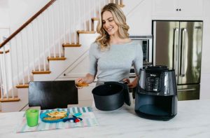 air-fryer-ninja-af100me-kalarey-1